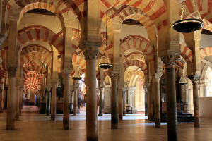 Interior_Mezquita_Cordoba_Spain