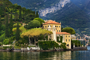 lake-como-villa-italy